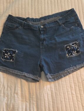 Denim Patch Pocket Women's Shorts - Blue Sz 22w (Shein 5x)
